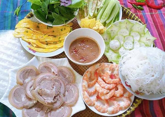 Bò tơ hấp bánh tráng - đặc sản Bắc Ninh 