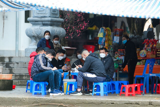 Tránh xa các dịch vụ không cần thiết khi trải nghiệm du lịch chùa Hương 