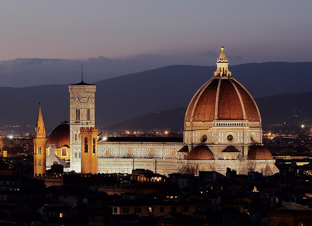 Kiến trúc nhà thờ đặc biệt ấn tượng ở Florence 