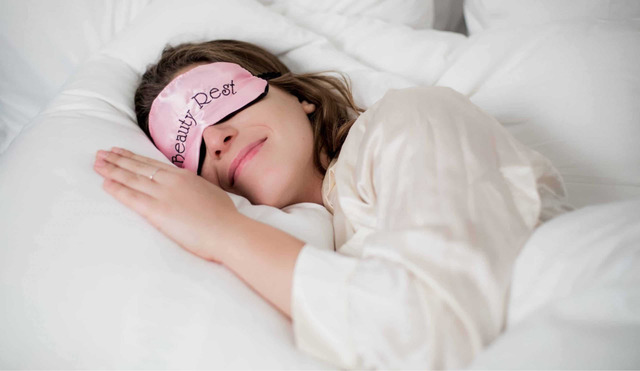 Dùng bịt mắt giúp giấc ngủ ngon hơn 